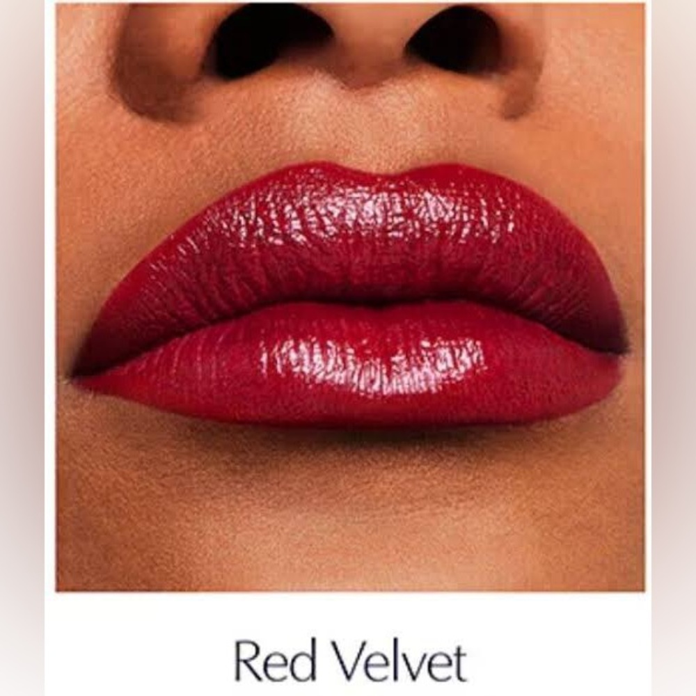 Estée Lauder Ltd Ed Embossed Luxury Red Lipstick with Hyarulonic Acid RED VELVET